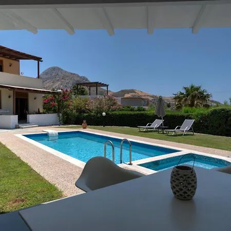 Villa Armonia With Sea View *